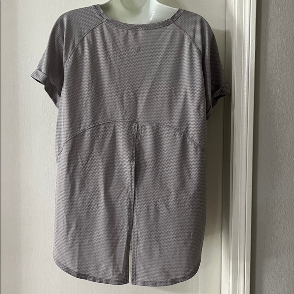 Lululemon Open Up Tie Back Tee - Picture 7 of 12